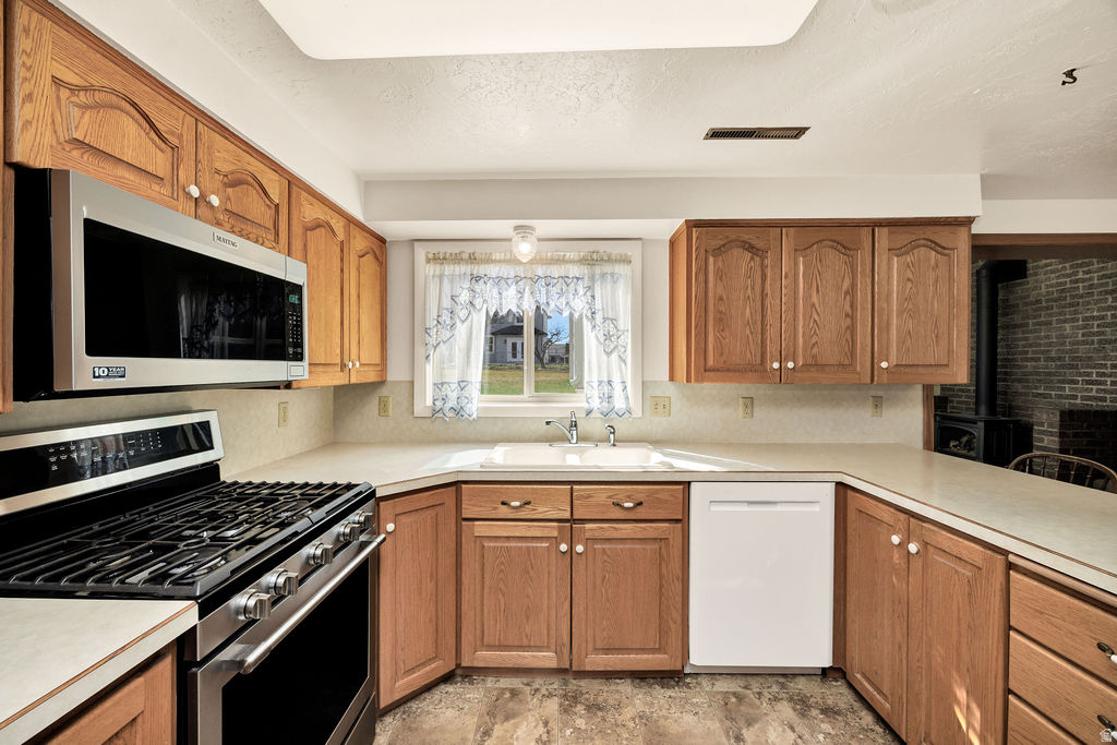 306 W 725 N Logan, UT 84321