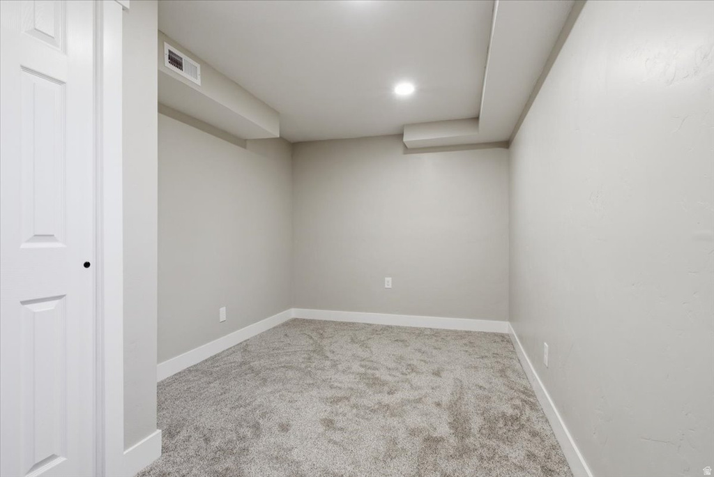 7034 W COPPERHILL DR West Valley City, UT 84128