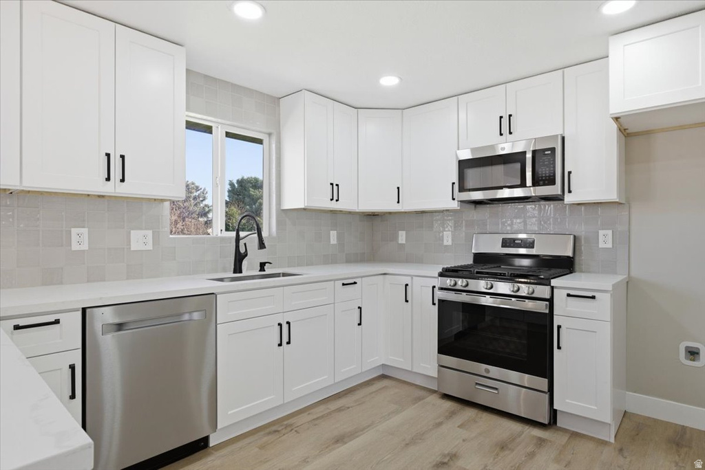 7034 W COPPERHILL DR West Valley City, UT 84128