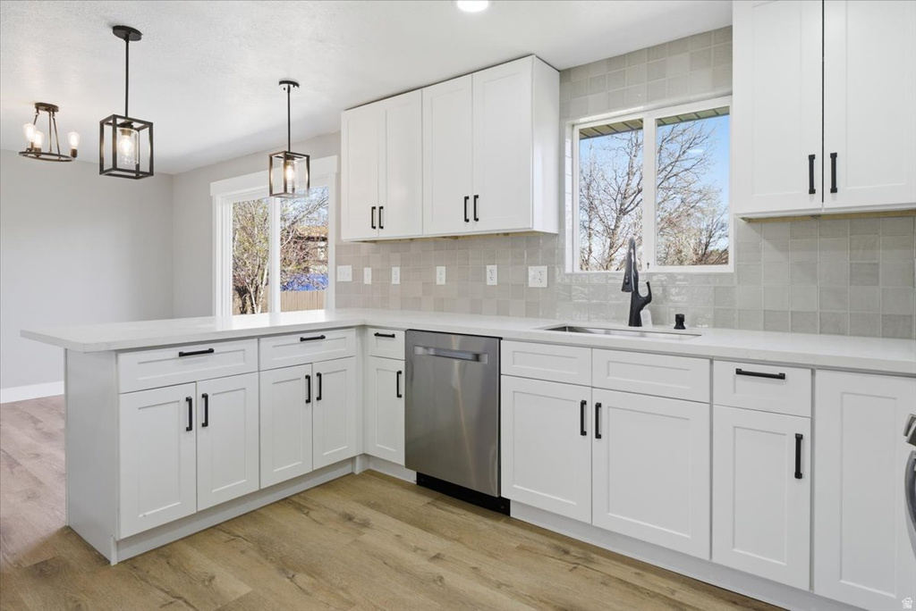 7034 W COPPERHILL DR West Valley City, UT 84128