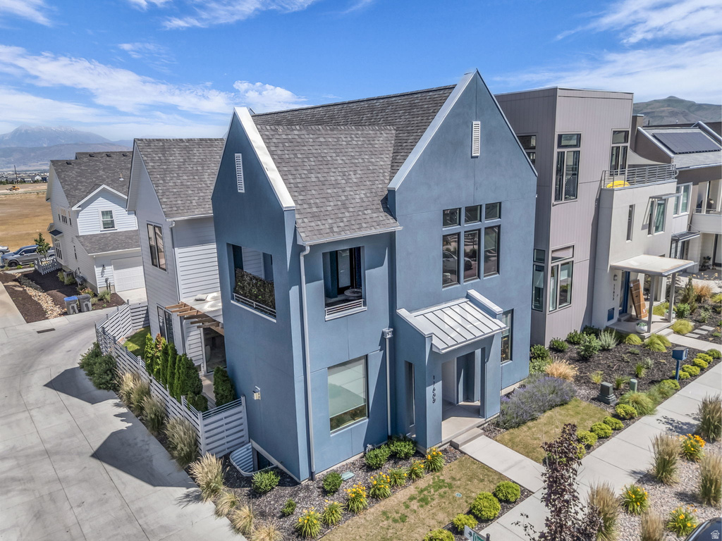 11609 S DORIAN DR South Jordan, UT 84009