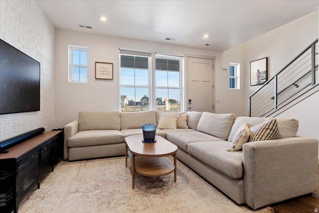 6701 W LAKE AVE South Jordan, UT 84009