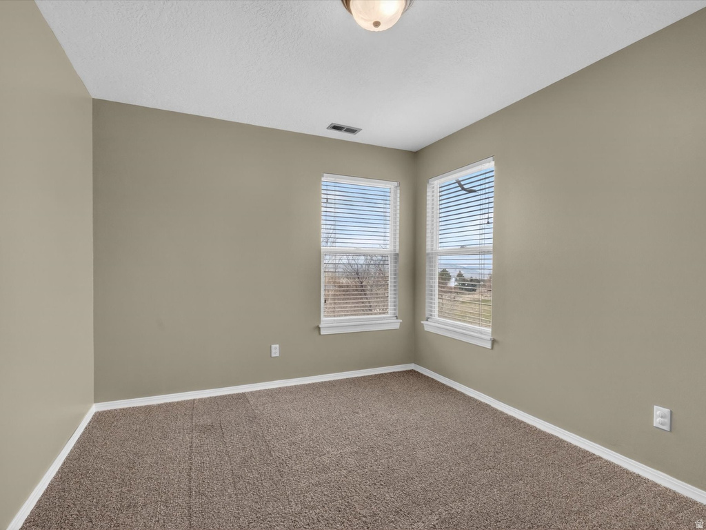 355 N 1100 E Hyde Park, UT 84318