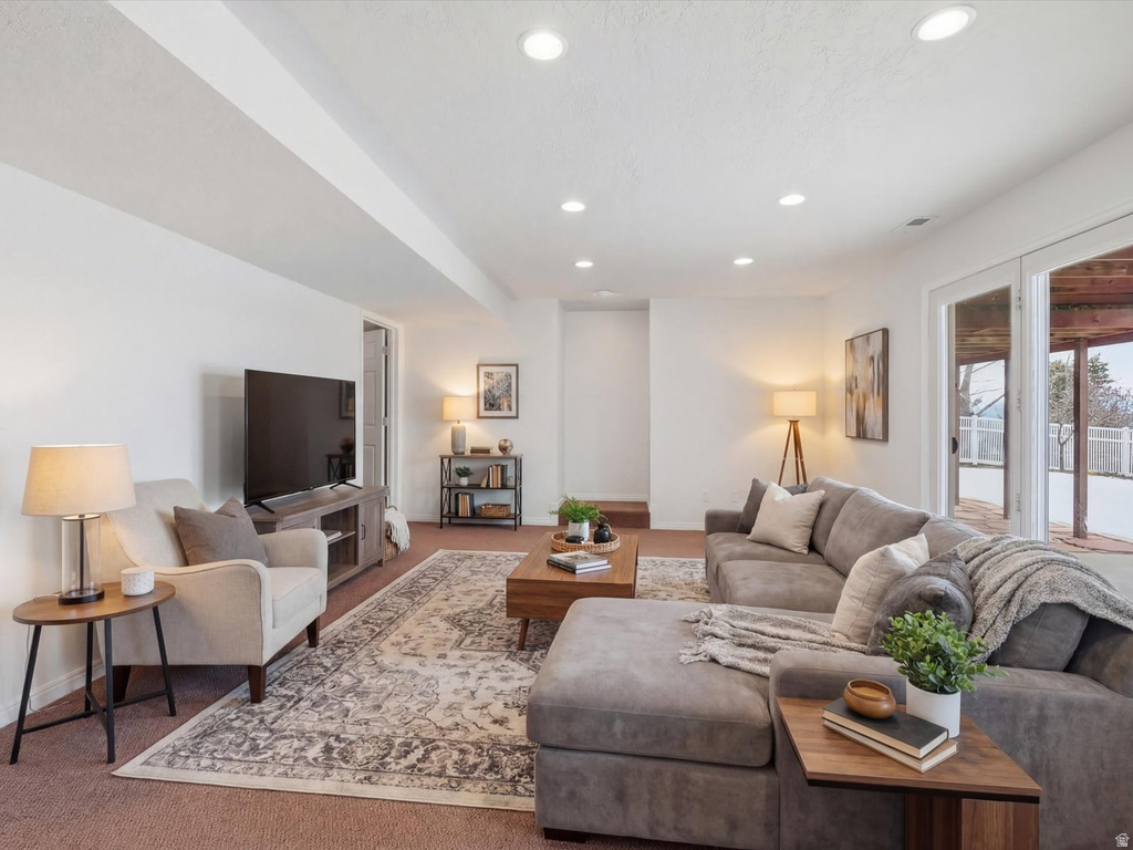 355 N 1100 E Hyde Park, UT 84318