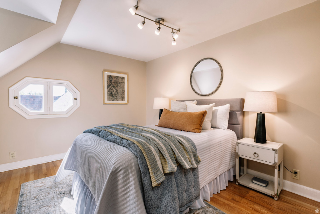 966 S DIESTEL RD Salt Lake City, UT 84105