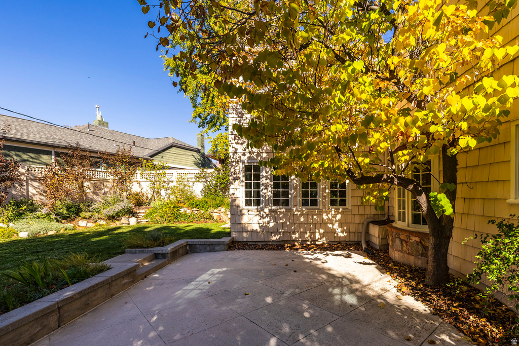 966 S DIESTEL RD Salt Lake City, UT 84105