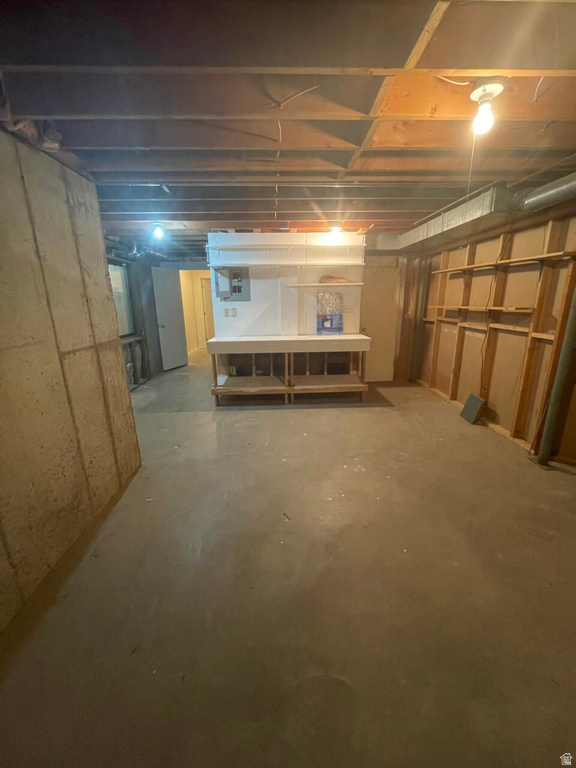 6410 S 1650 E Murray, UT 84121