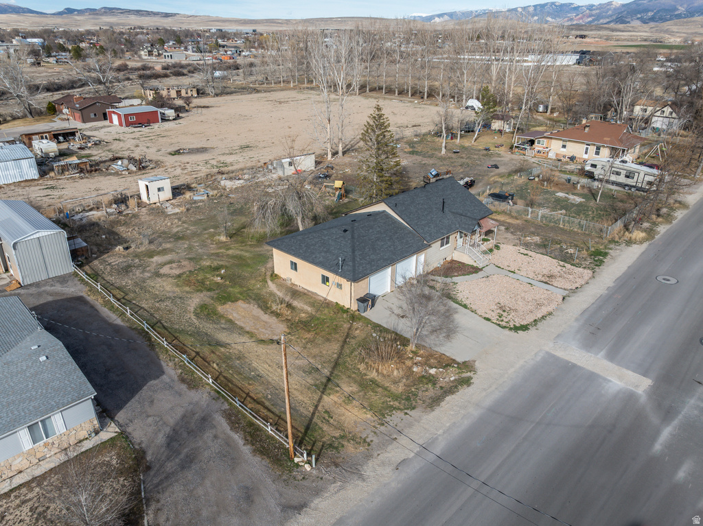 27 E 500 S Gunnison, UT 84634
