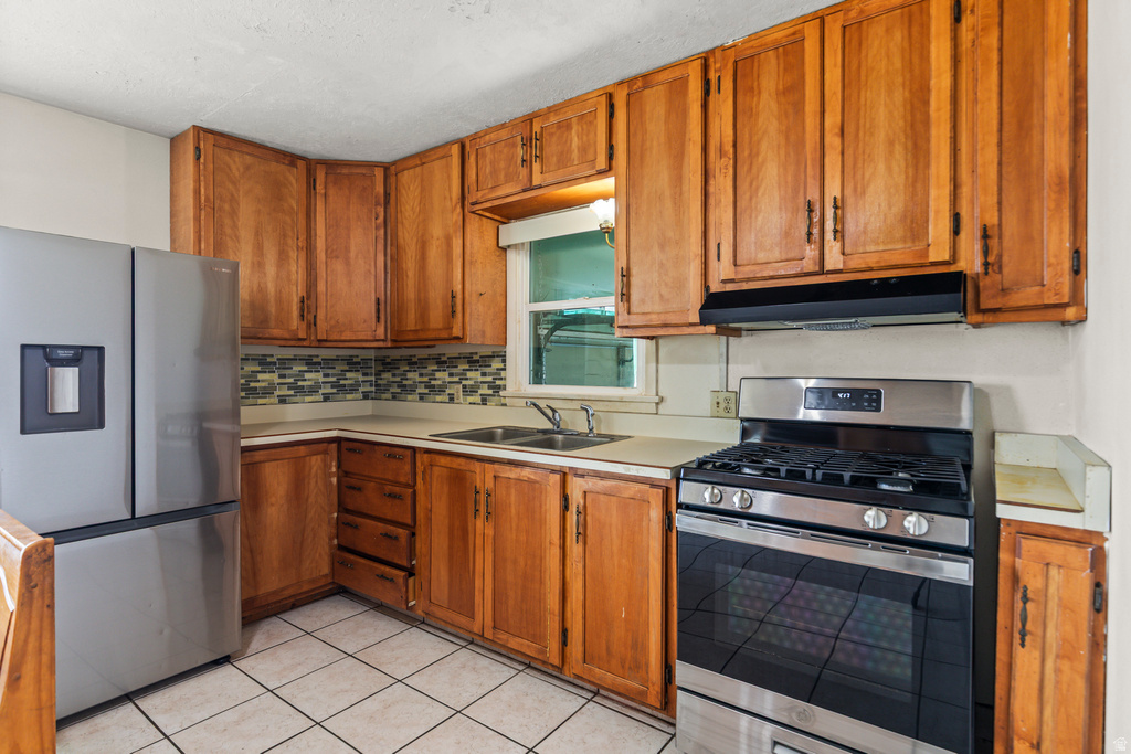 27 E 500 S Gunnison, UT 84634