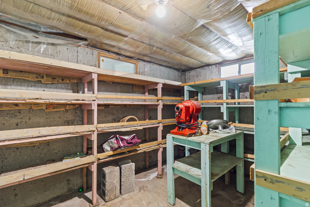 27 E 500 S Gunnison, UT 84634