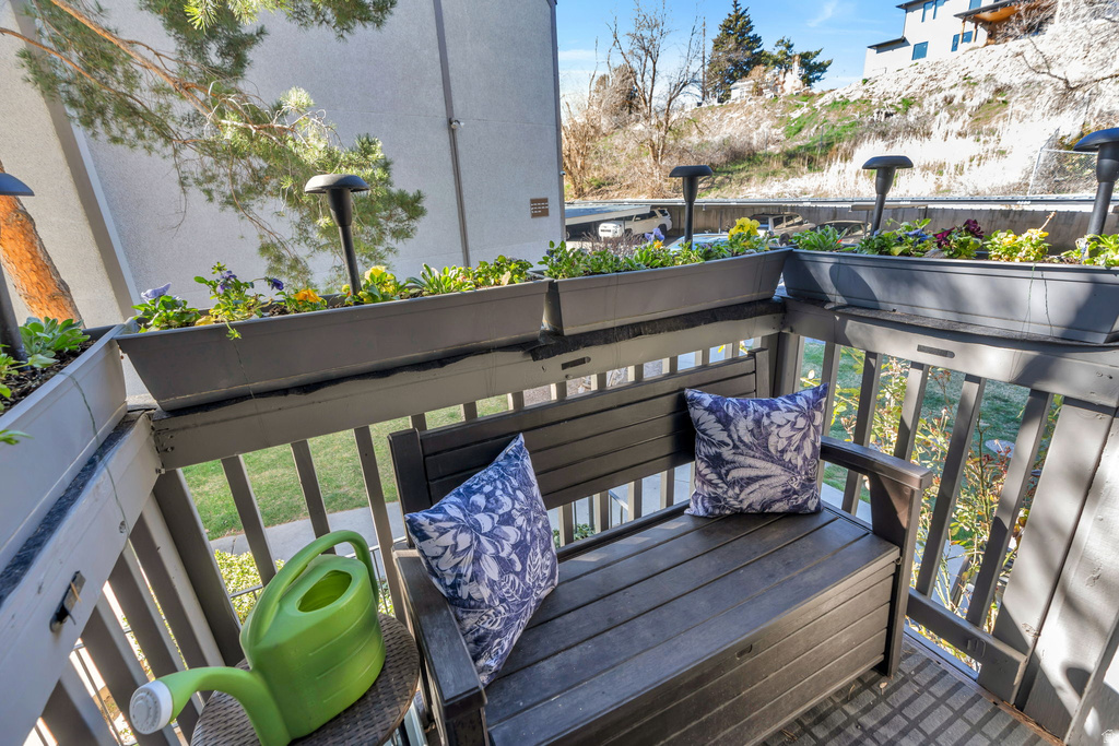 405 E CREEKSIDE CIR #C Murray, UT 84107