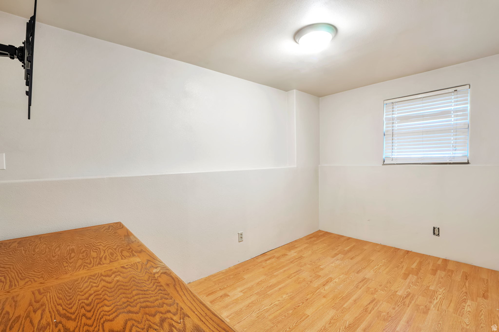 1057 N 700 W Clinton, UT 84015