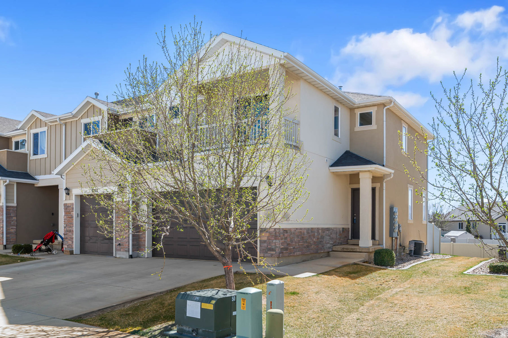 3209 W PRAIRIE GRASS DR Lehi, UT 84043