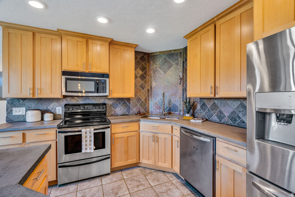 2848 S 2475 E Salt Lake City, UT 84109