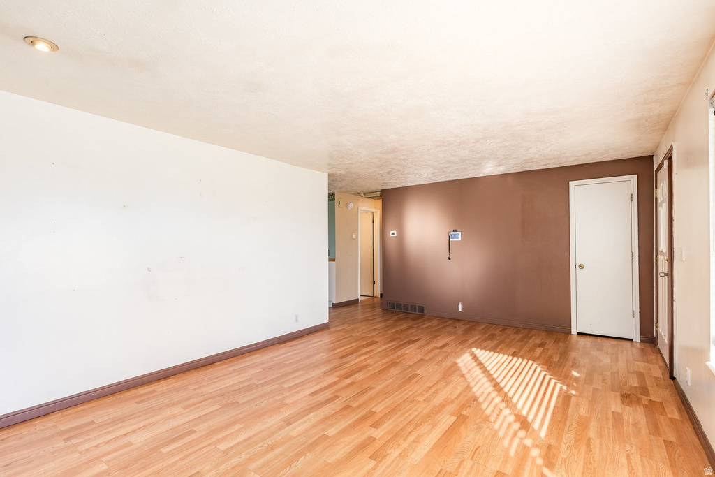 4128 S DENO DR West Valley City, UT 84120