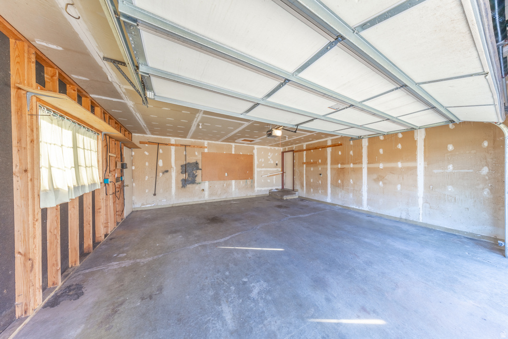 3389 W GORDON AVE Layton, UT 84041