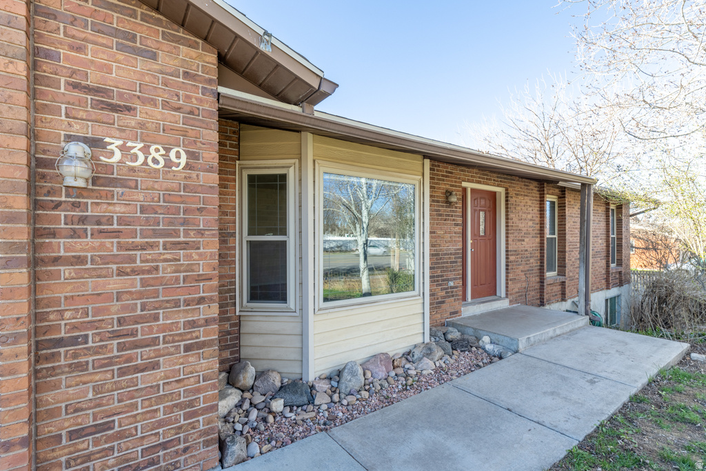 3389 W GORDON AVE Layton, UT 84041