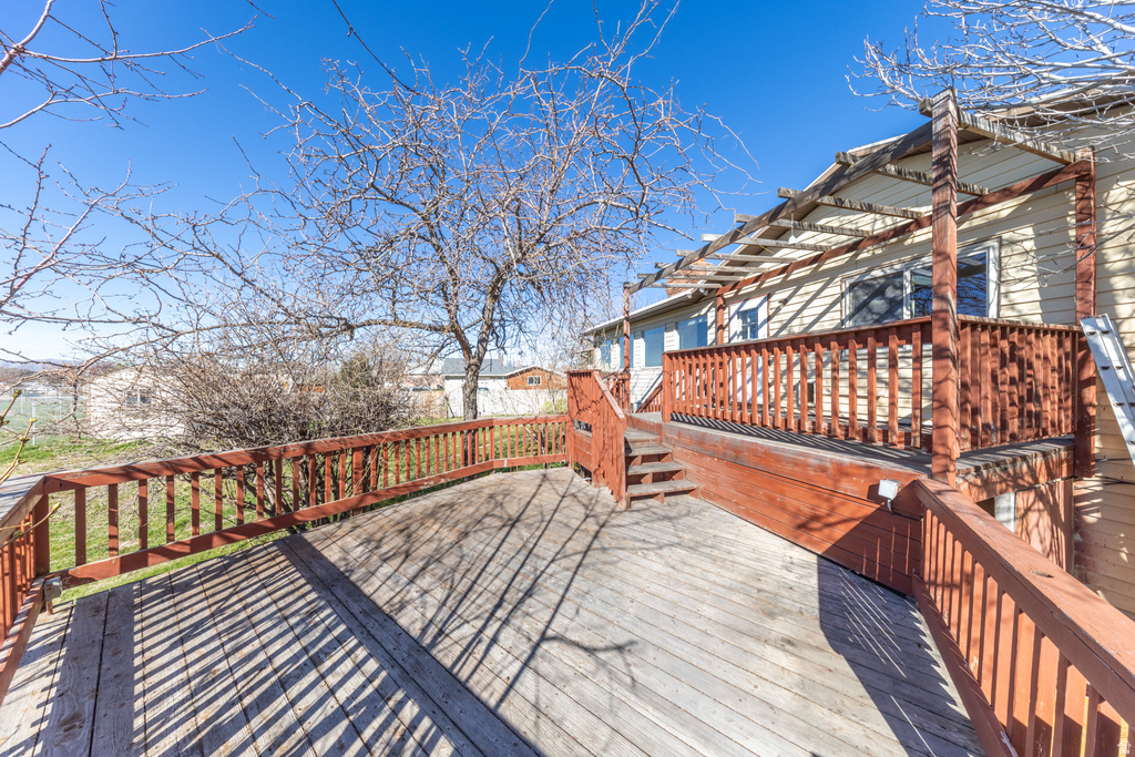 3389 W GORDON AVE Layton, UT 84041