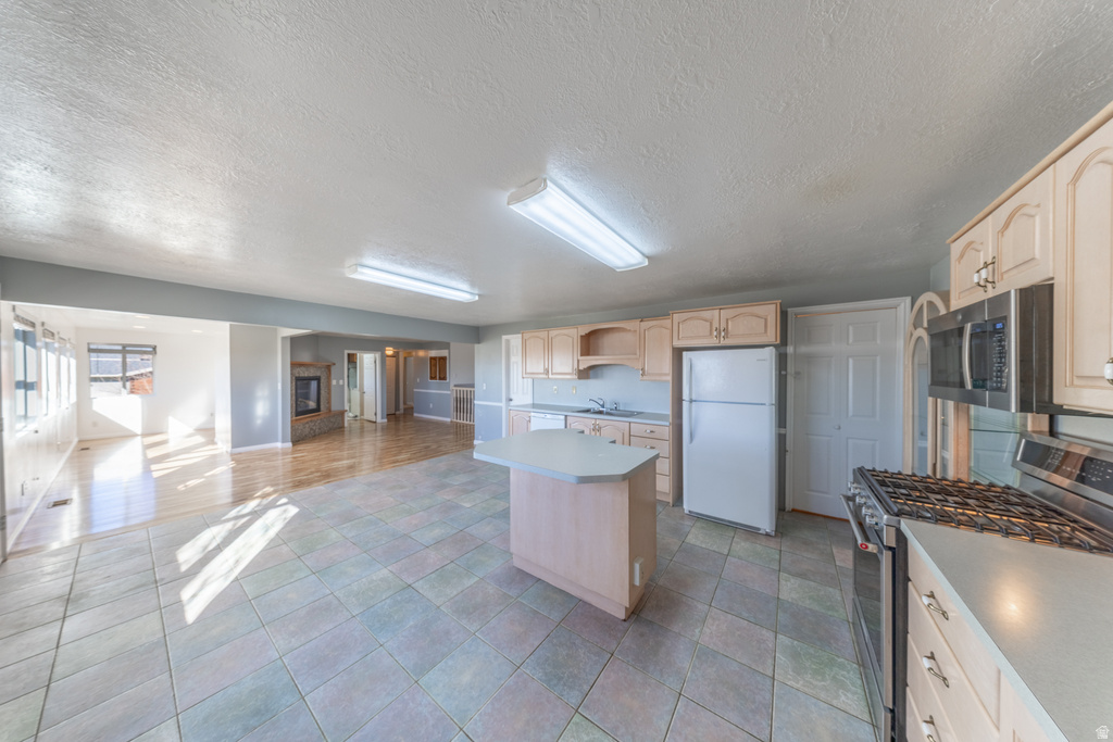 3389 W GORDON AVE Layton, UT 84041
