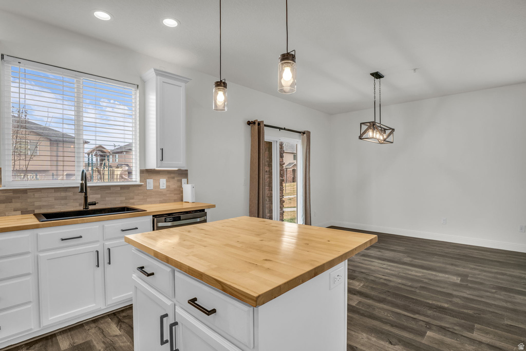 7077 S GREENSAND DR West Jordan, UT 84084