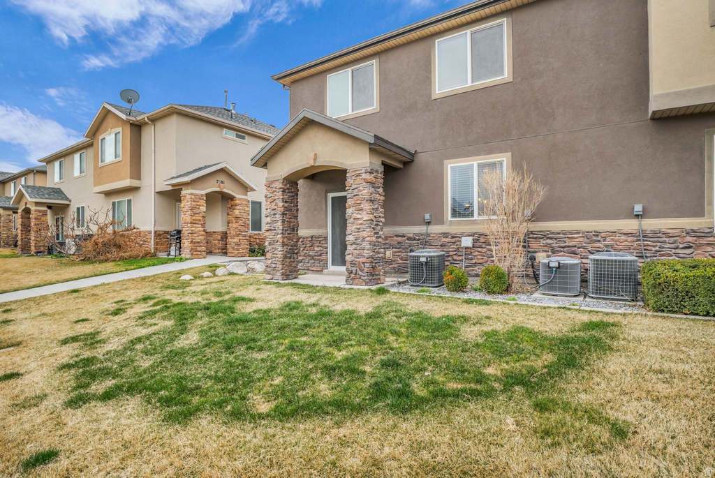 7077 S GREENSAND DR West Jordan, UT 84084