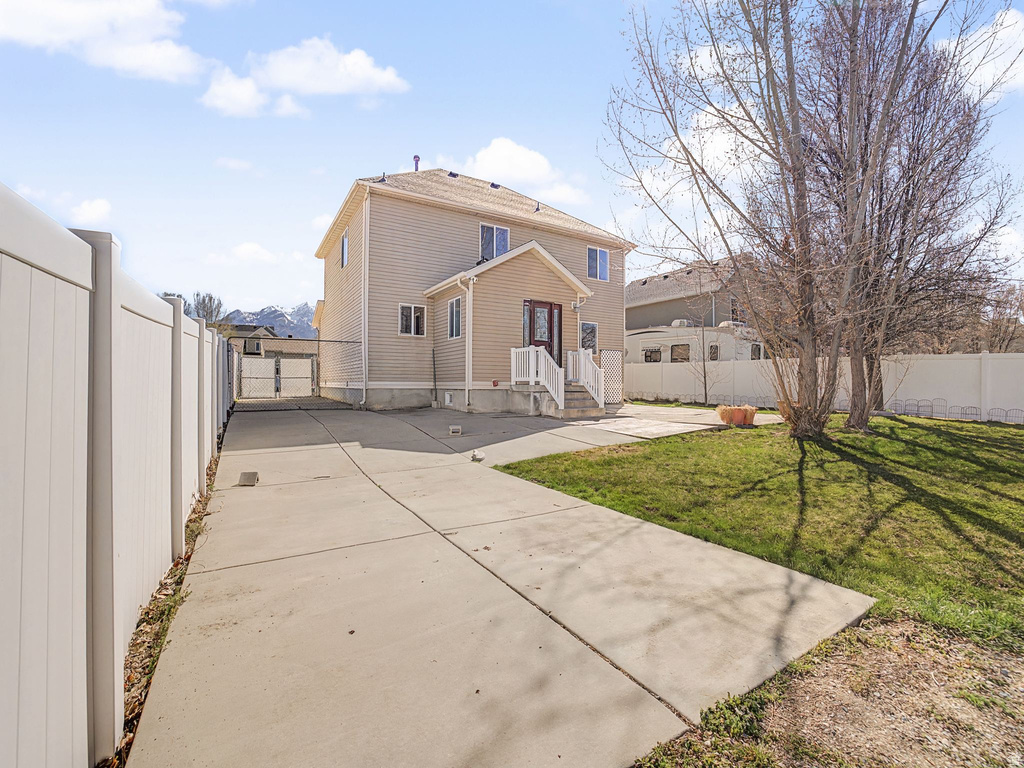 7914 S HARVEL DR Sandy, UT 84070