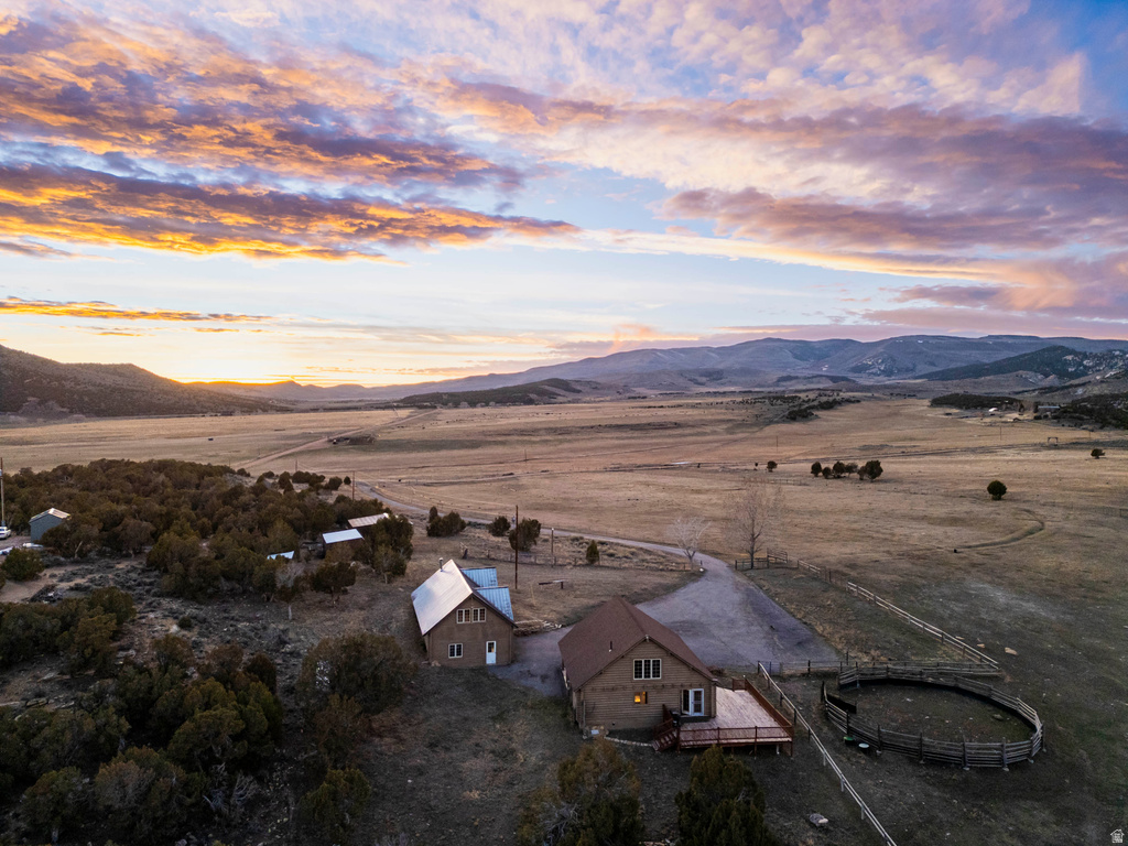 15718 N DEEP CREEK RD Lapoint, UT 84039