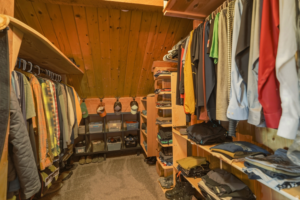 15718 N DEEP CREEK RD Lapoint, UT 84039