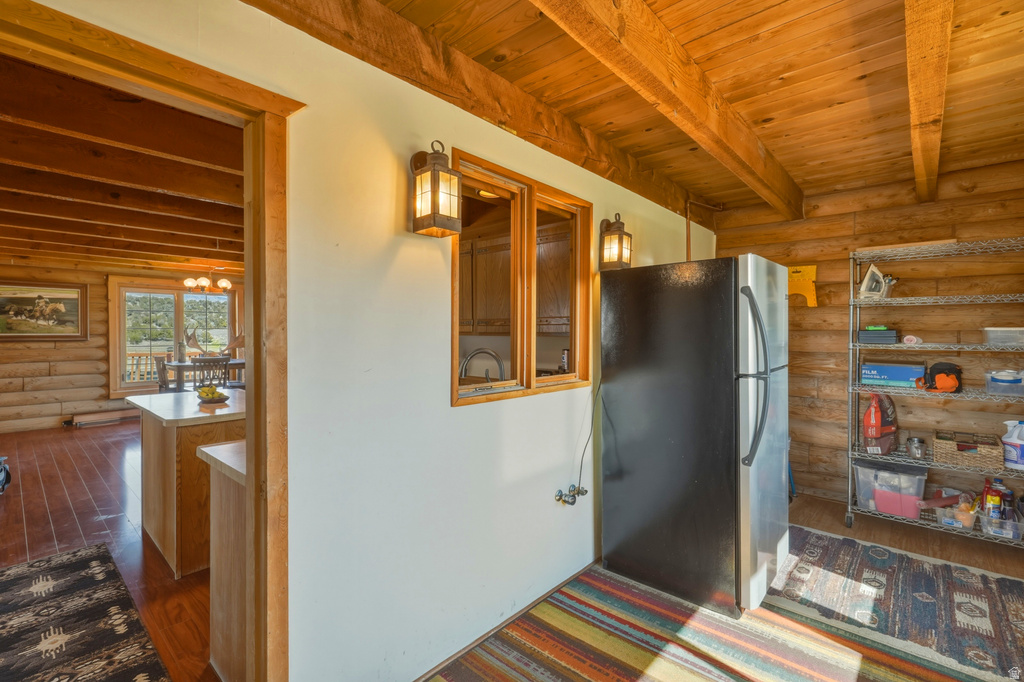 15718 N DEEP CREEK RD Lapoint, UT 84039