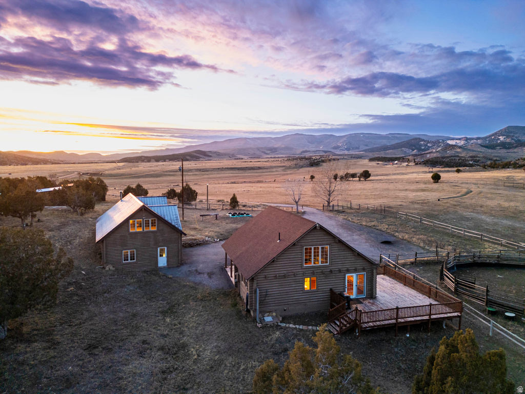 15718 N DEEP CREEK RD Lapoint, UT 84039