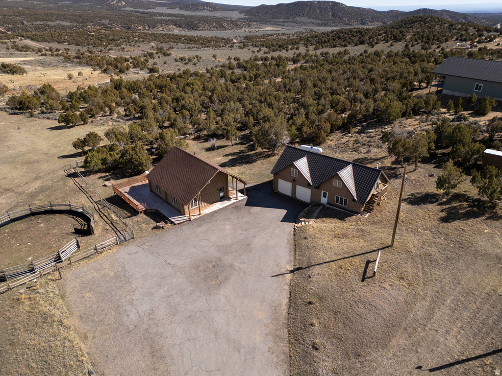 15718 N DEEP CREEK RD Lapoint, UT 84039