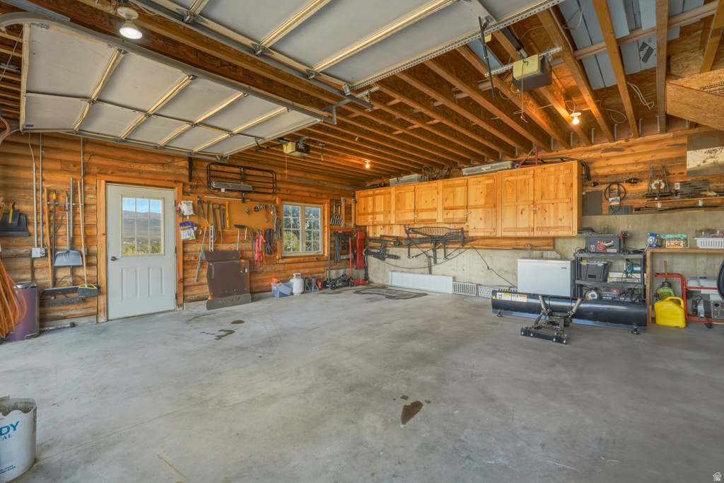 15718 N DEEP CREEK RD Lapoint, UT 84039