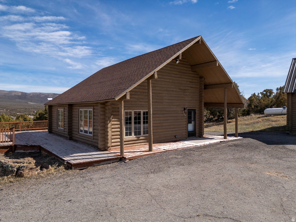 15718 N DEEP CREEK RD Lapoint, UT 84039