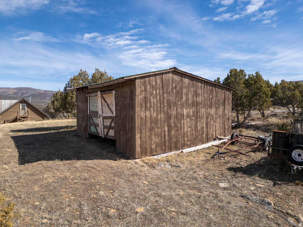 15718 N DEEP CREEK RD Lapoint, UT 84039