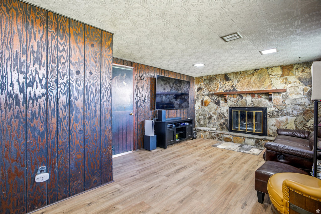 5345 W 4000 S Hooper, UT 84315