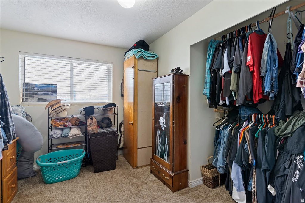 1254 W 725 N Clinton, UT 84015