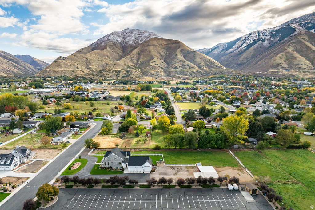 594 E 1000 N Mapleton, UT 84664