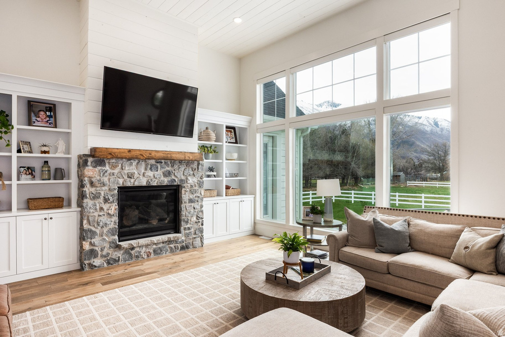 594 E 1000 N Mapleton, UT 84664