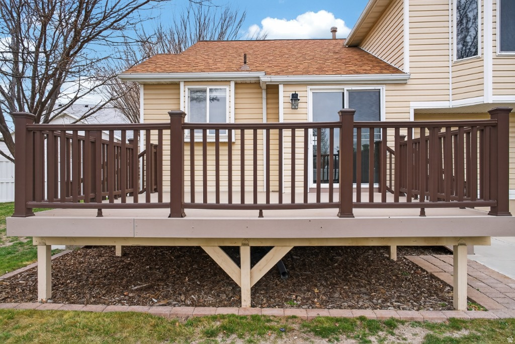 2487 W LUSTERPOINTE LN West Jordan, UT 84088