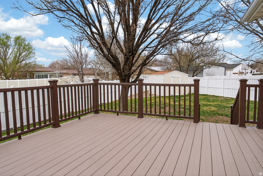 2487 W LUSTERPOINTE LN West Jordan, UT 84088