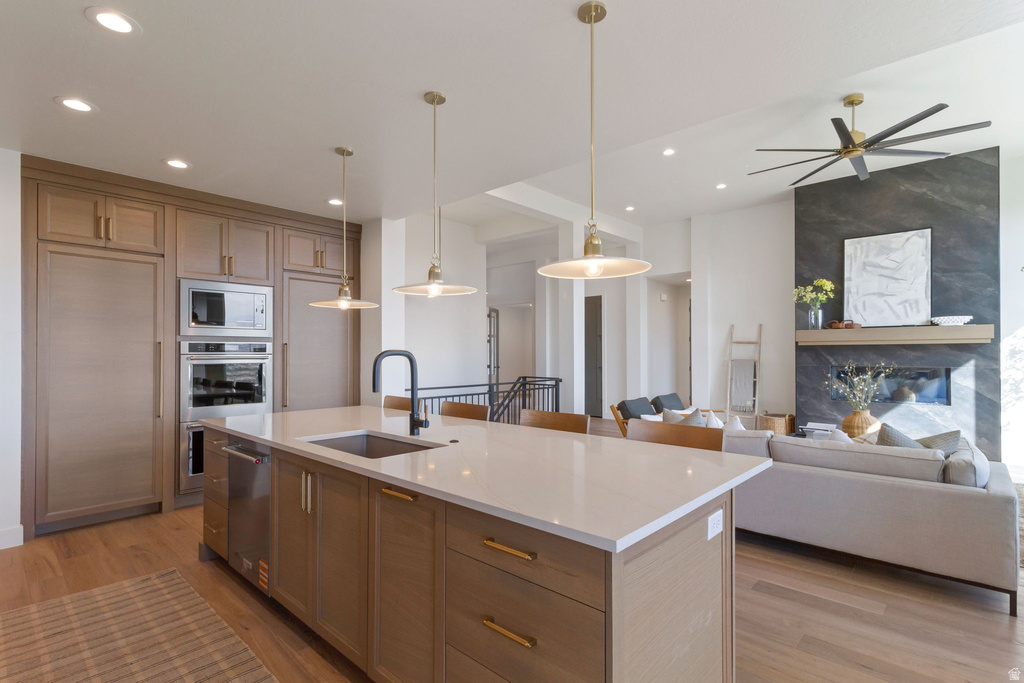 538 S 1400 W Farmington, UT 84025