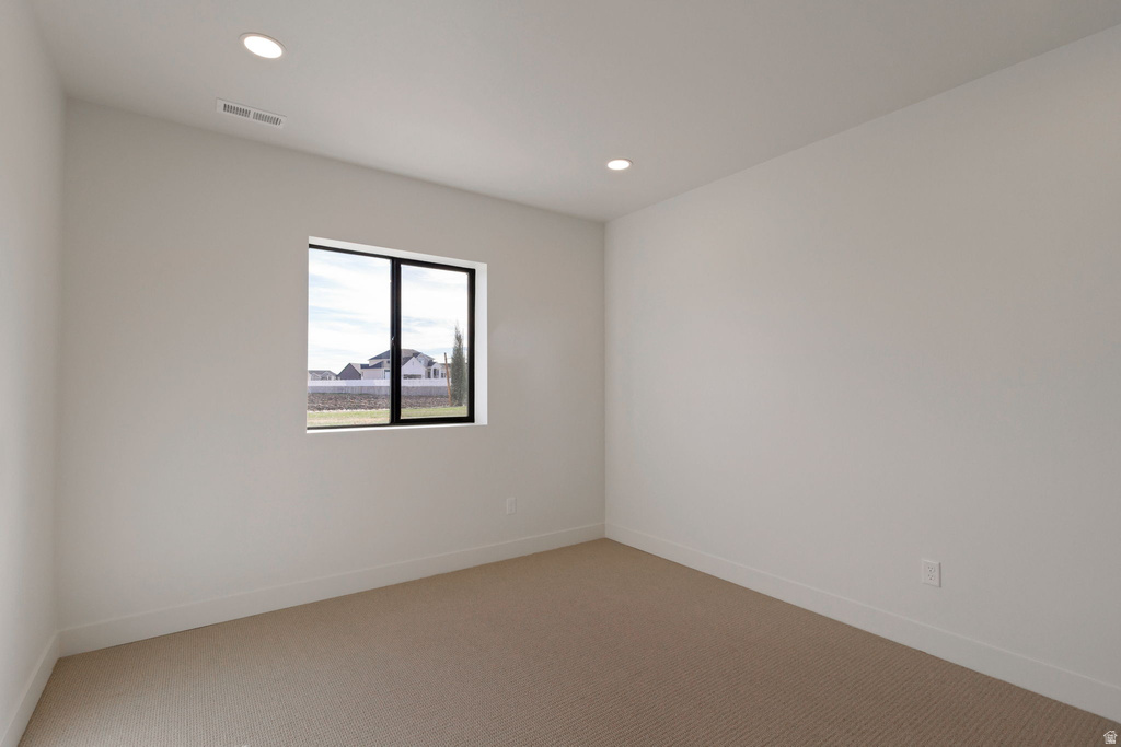 538 S 1400 W Farmington, UT 84025