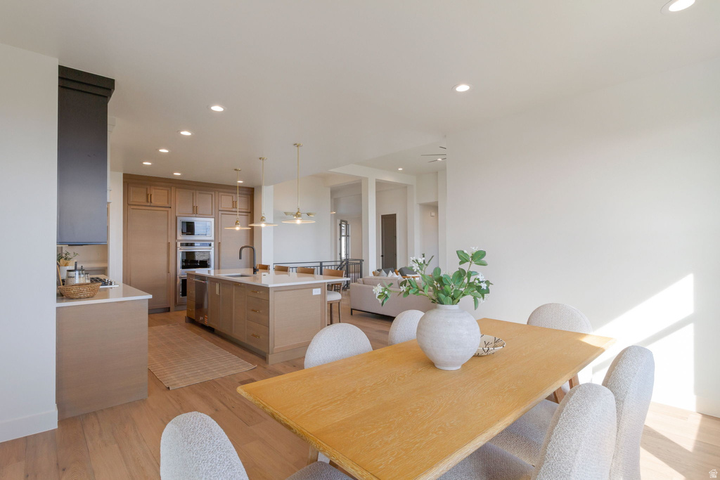 538 S 1400 W Farmington, UT 84025