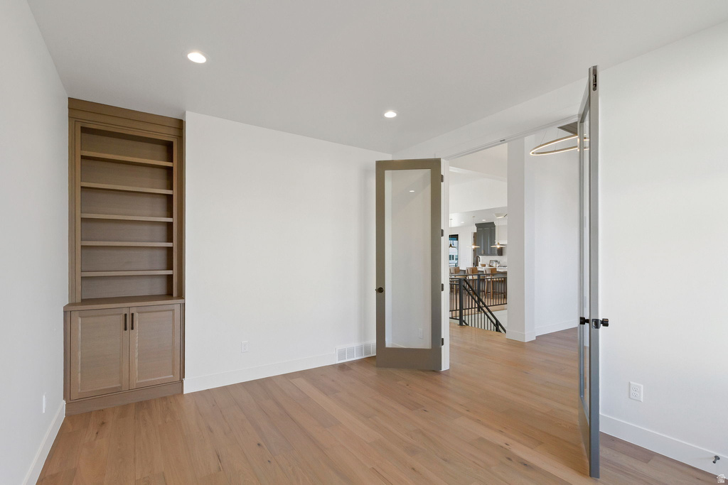 538 S 1400 W Farmington, UT 84025