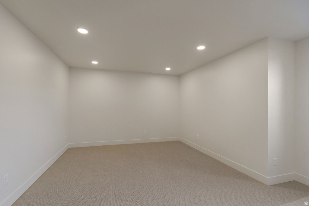 538 S 1400 W Farmington, UT 84025