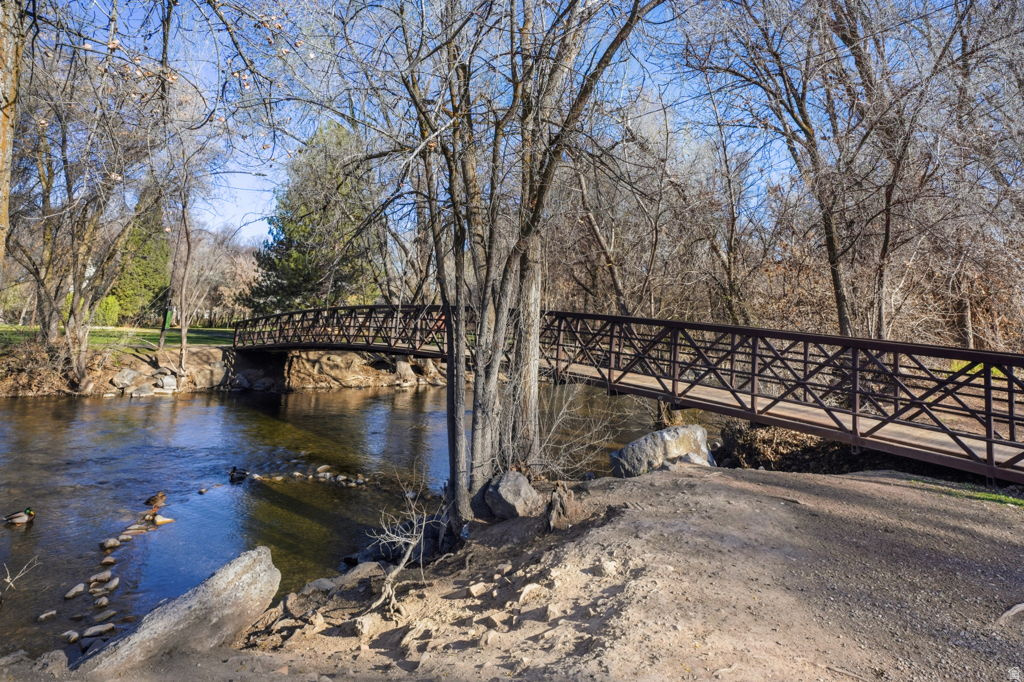 1524 W MERLIN DR Provo, UT 84601