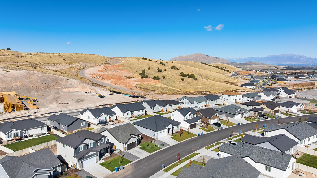 1544 S WINDSONG DR Santaquin, UT 84655