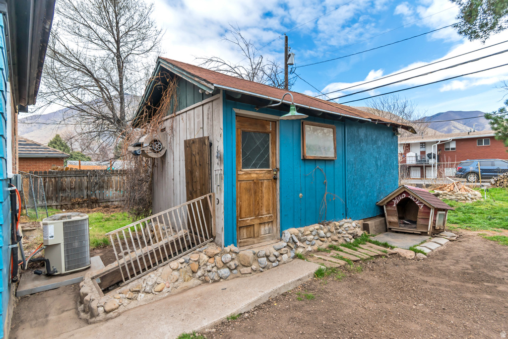 585 S 400 E Springville, UT 84663