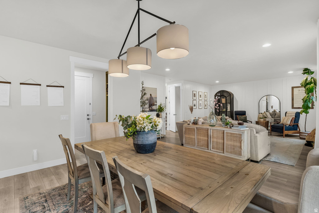 10954 S COASTAL DUNE DR South Jordan, UT 84009