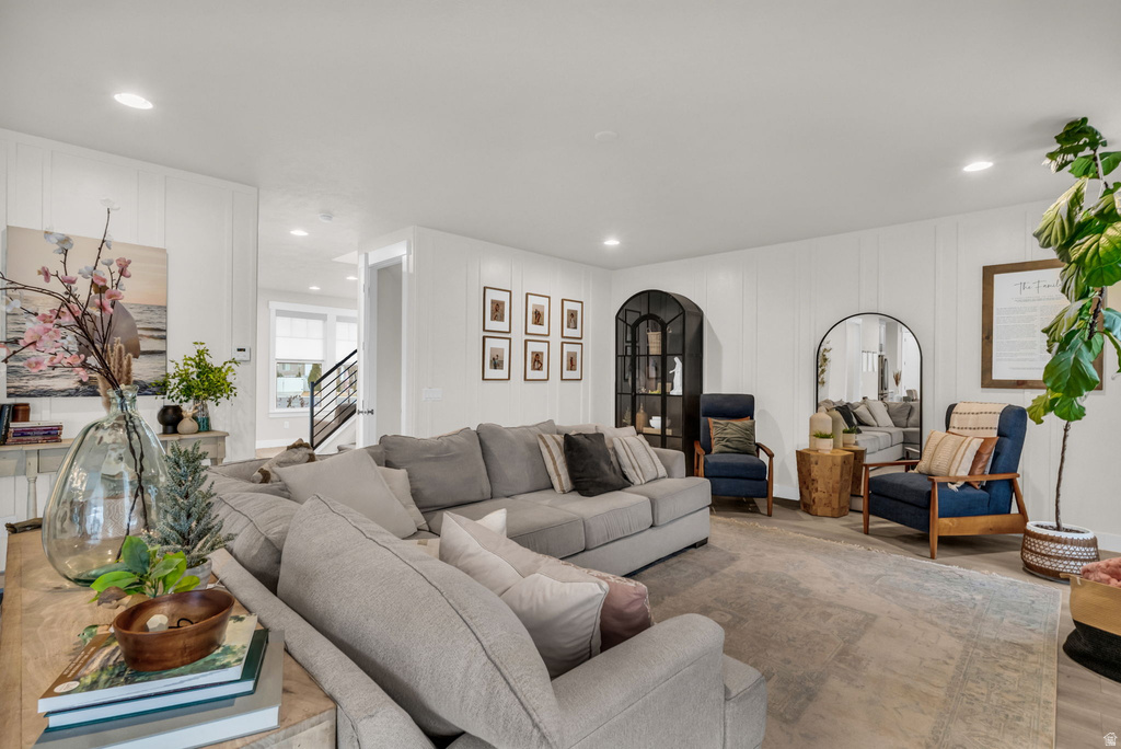 10954 S COASTAL DUNE DR South Jordan, UT 84009